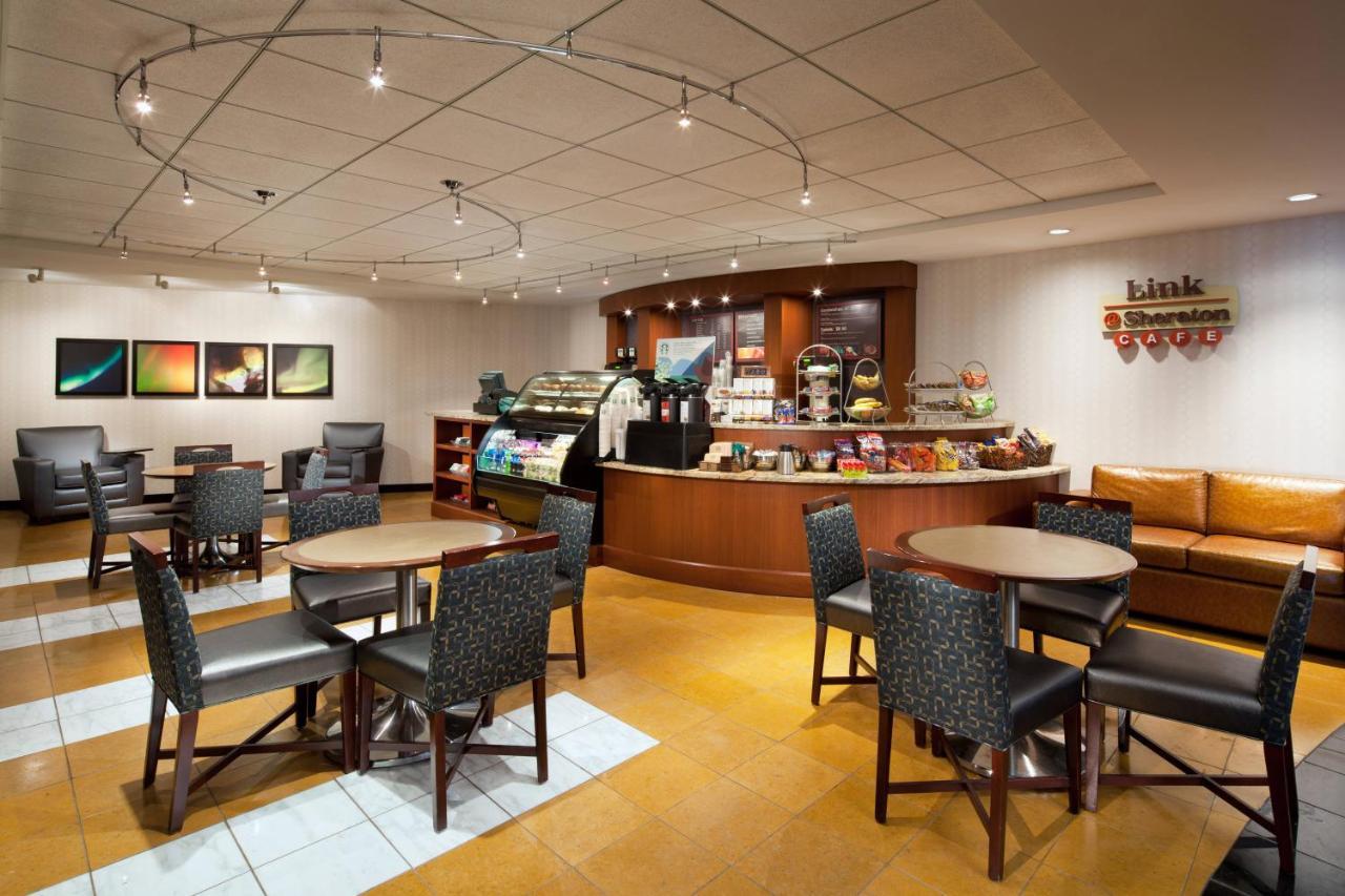 Sheraton Cleveland Airport Hotel Esterno foto