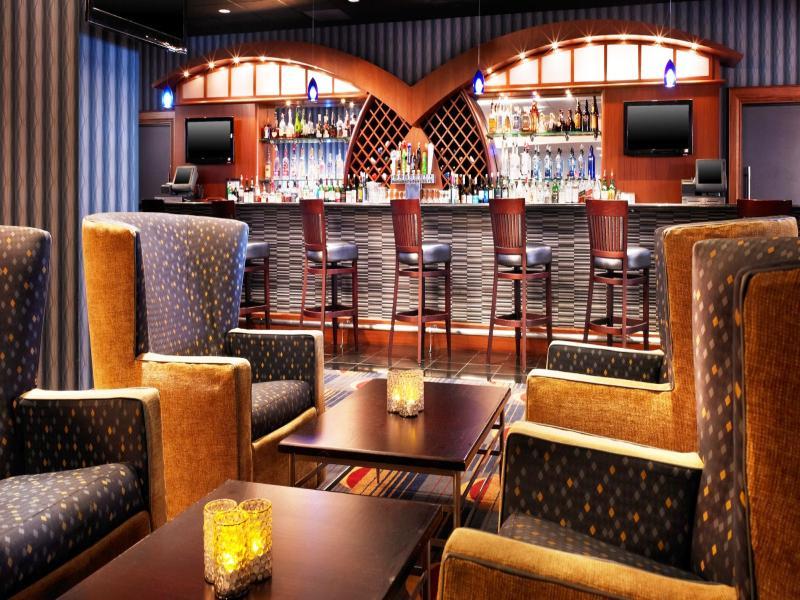 Sheraton Cleveland Airport Hotel Esterno foto
