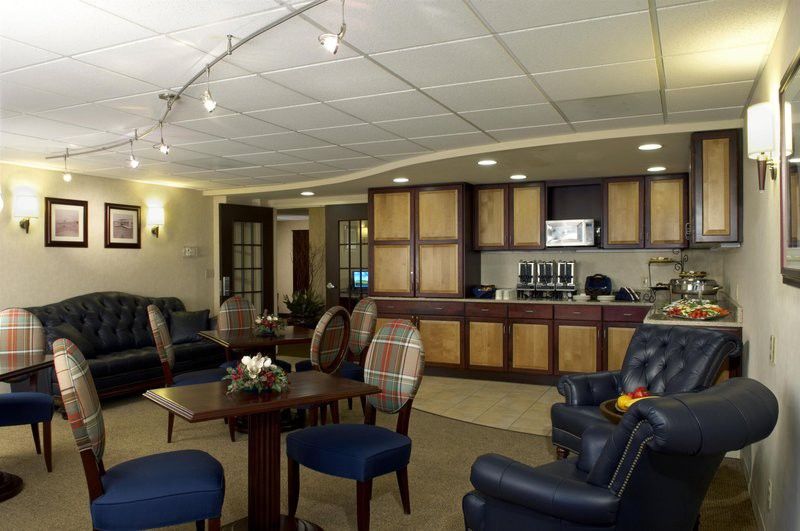 Sheraton Cleveland Airport Hotel Esterno foto